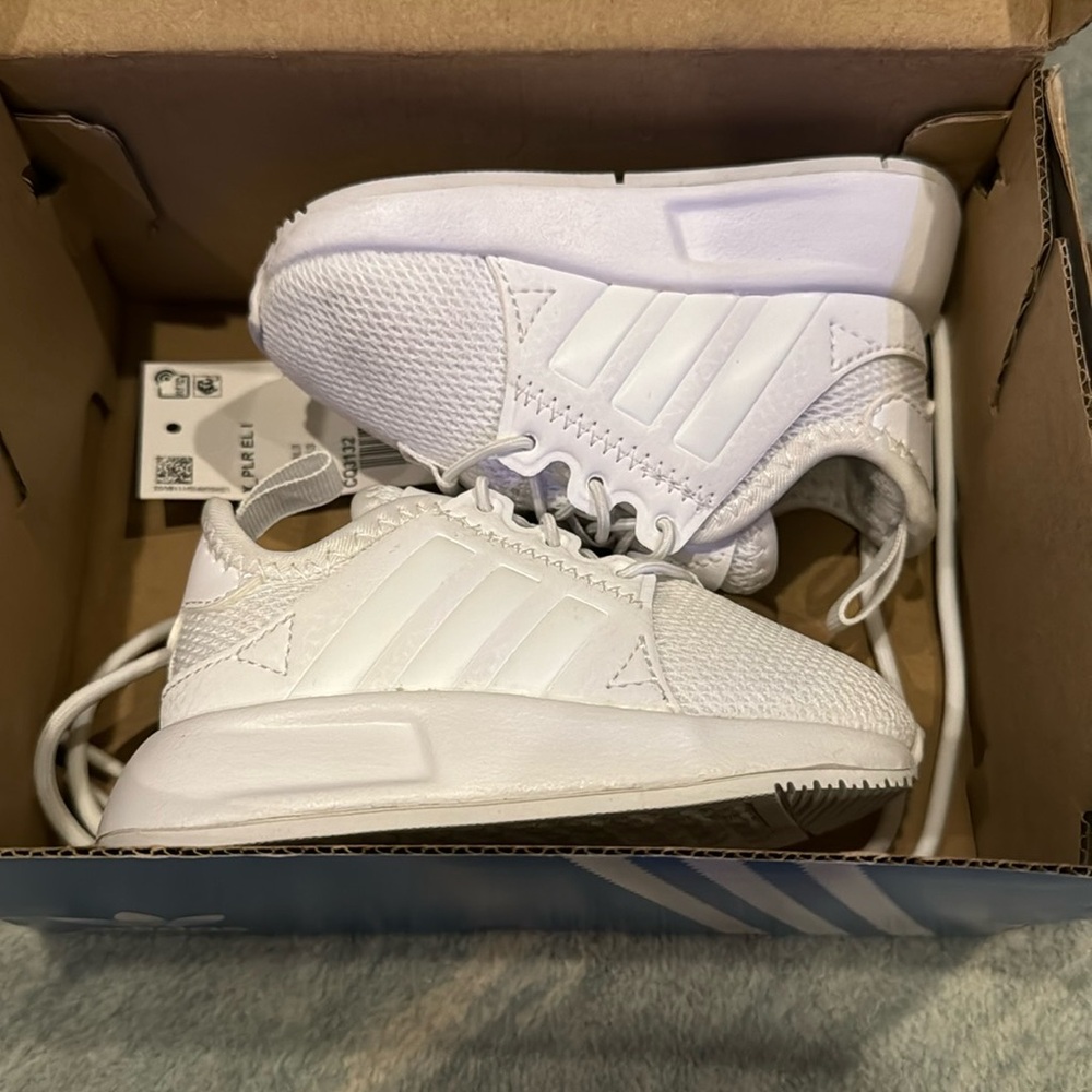 Adidas original sneaker